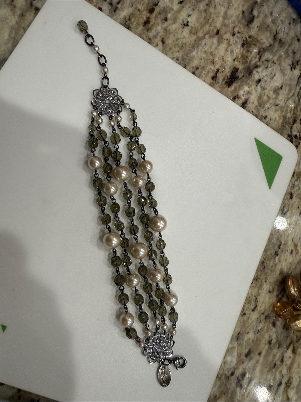 Elegant Pearl and Bead Bracelet